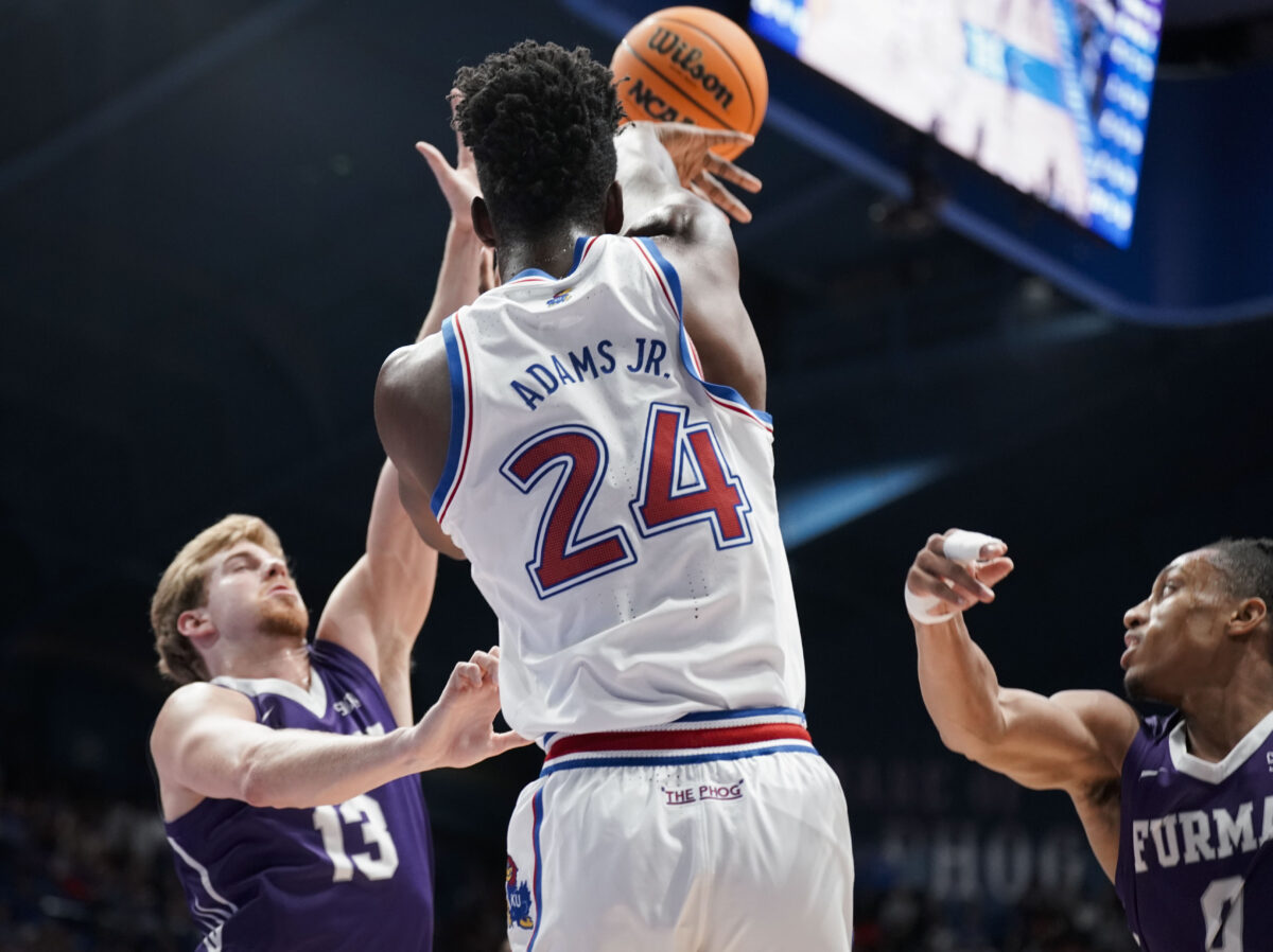 KU's frontcourt advantage leads Jayhawks to 86-51 win over Furman